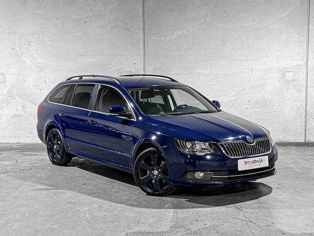 Skoda superb combi 2.0 tsi 200pk automaat sprint pro 200pk 2014, pk-349-k - afbeelding 44 van  46