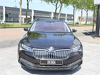 Skoda superb combi iv 1.4 tsi phev 218pk automaat 2020 - afbeelding 31 van  32
