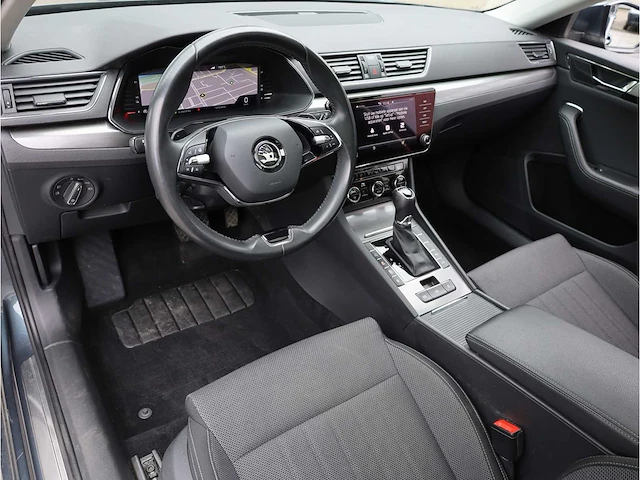 Skoda superb combi iv 1.4 tsi phev 218pk automaat 2021 - afbeelding 4 van  46