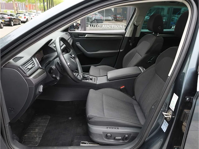 Skoda superb combi iv 1.4 tsi phev 218pk automaat 2021 - afbeelding 5 van  46