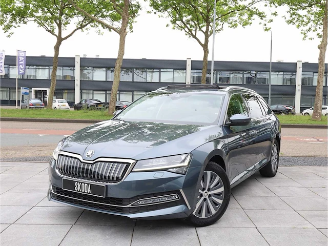 Skoda superb combi iv 1.4 tsi phev 218pk automaat 2021 - afbeelding 1 van  46