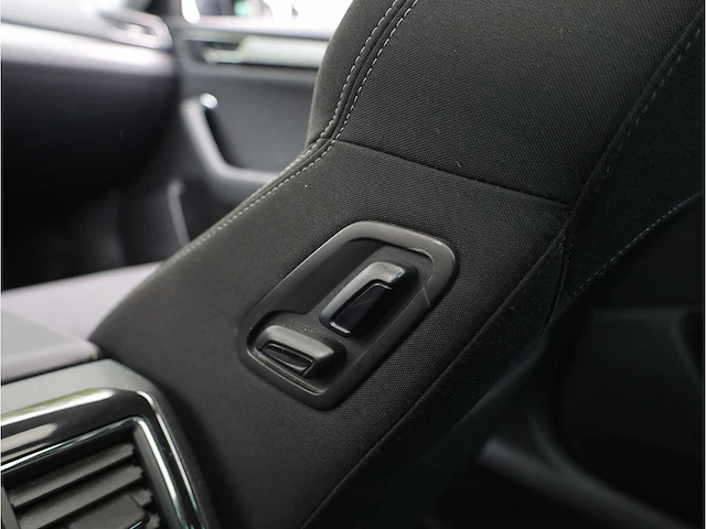 Skoda superb combi iv 1.4 tsi phev 218pk automaat 2021 - afbeelding 25 van  46