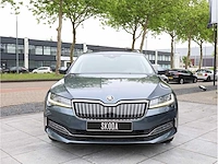 Skoda superb combi iv 1.4 tsi phev 218pk automaat 2021 - afbeelding 46 van  46