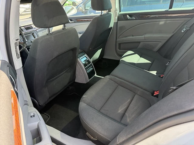 Skoda superb sw 1.6 cr tdi ambition 105, 2014 - afbeelding 9 van  24