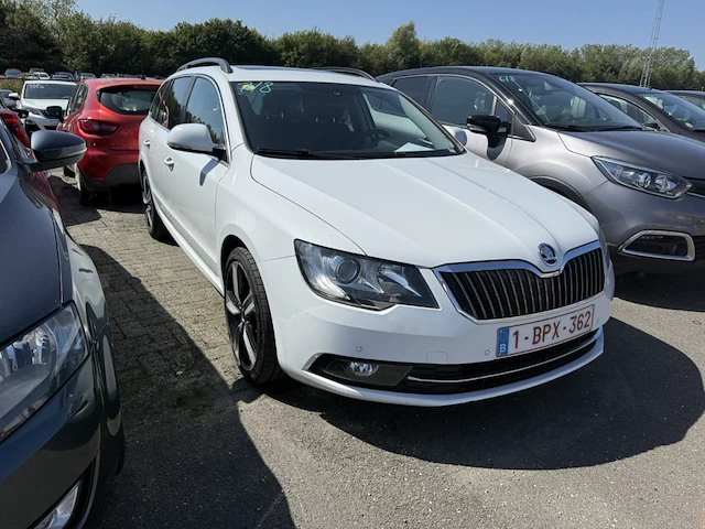 Skoda superb sw 1.6 cr tdi ambition 105, 2014 - afbeelding 18 van  24