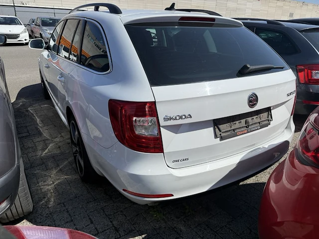 Skoda superb sw 1.6 cr tdi ambition 105, 2014 - afbeelding 21 van  24