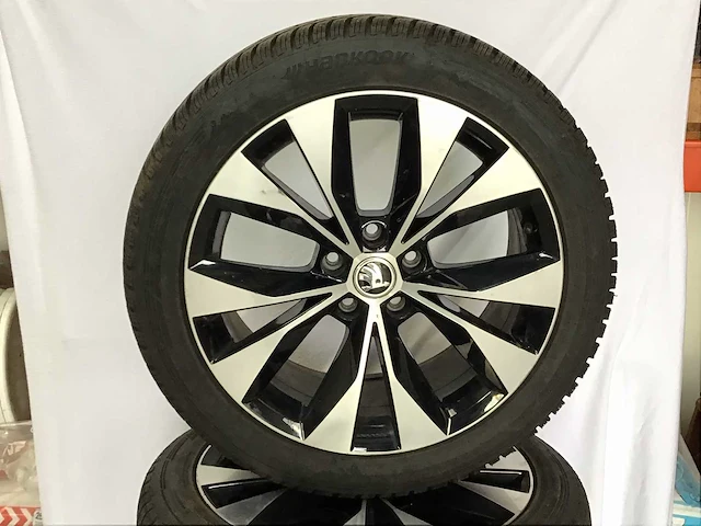 Skoda winterset velg (4x) - afbeelding 1 van  4