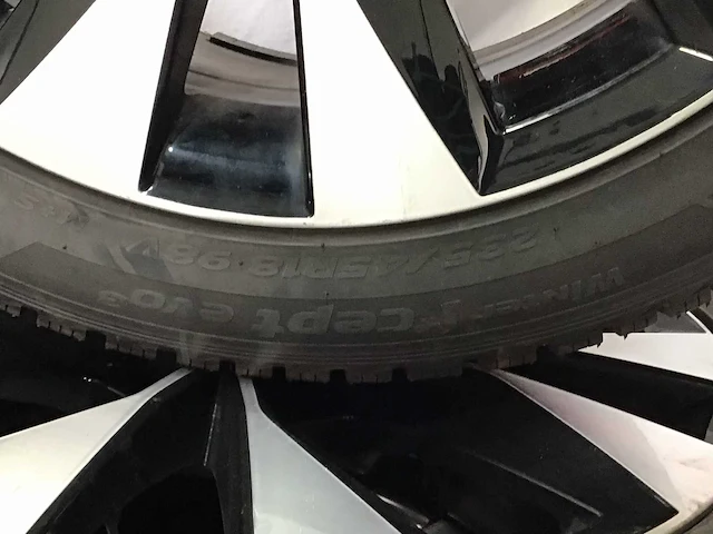 Skoda winterset velg (4x) - afbeelding 3 van  4