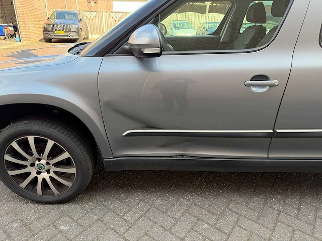 Skoda yeti - 2012 - yeti - duits - afbeelding 2 van  11