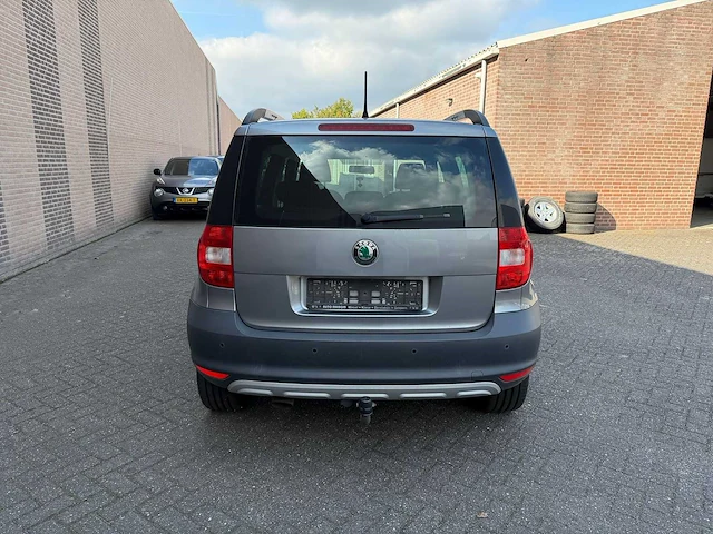 Skoda yeti - 2012 - yeti - duits - afbeelding 7 van  11