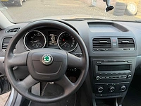 Skoda yeti - 2012 - yeti - duits - afbeelding 9 van  11