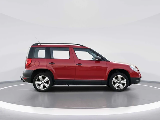 Skoda yeti 1.2 tsi active plus 2010 | 04-lkf-1 i - afbeelding 7 van  27