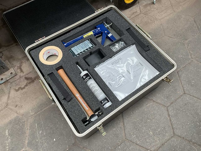 Skydyne repair kit - afbeelding 1 van  7