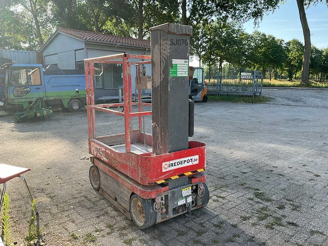 Skyjack sj12 hoogwerker - afbeelding 2 van  6