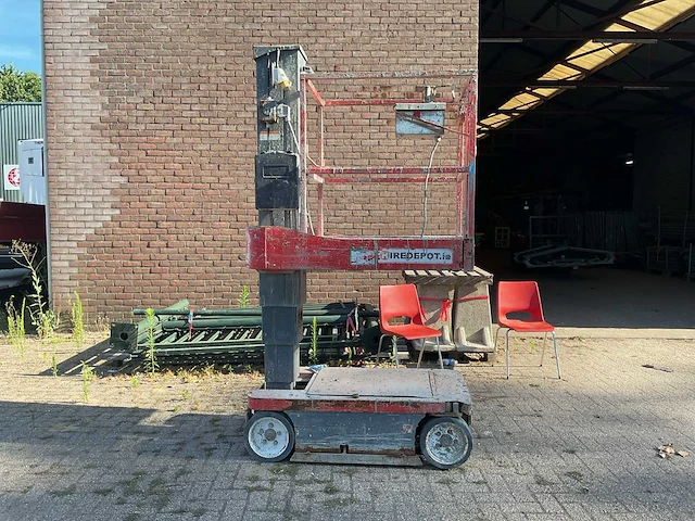 Skyjack sj12 hoogwerker - afbeelding 5 van  6