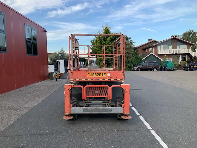 Skyjack sj6826rt ruwterrein hoogwerker 4x4 - afbeelding 20 van  25