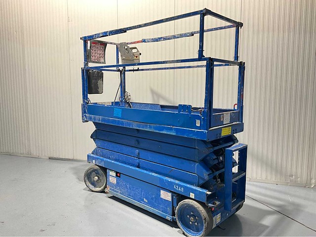 Skyjack sjiii3226 - hoogwerker werkhoogte 9,9m uitschuifbaar 3m, 229 uur - afbeelding 9 van  14