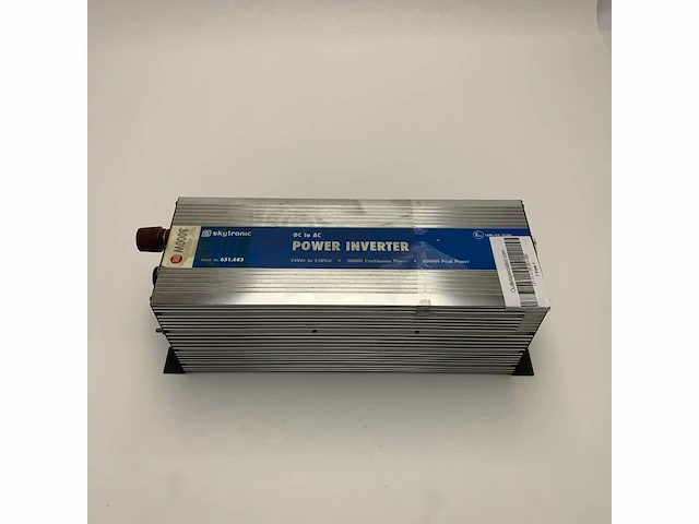 Skytronic 651.683 3000w sinus wave inverter 230v | 24v - afbeelding 1 van  1
