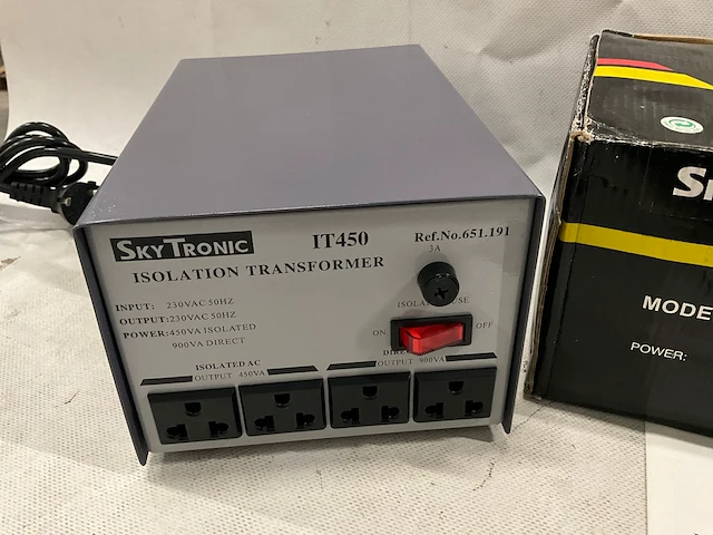 Skytronic it450 isolatie transformer 230v / 50hz (4x) - afbeelding 3 van  5