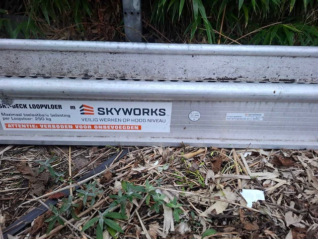 Skyworks - sky-deck 6 m - steigerloopbrug - afbeelding 3 van  3