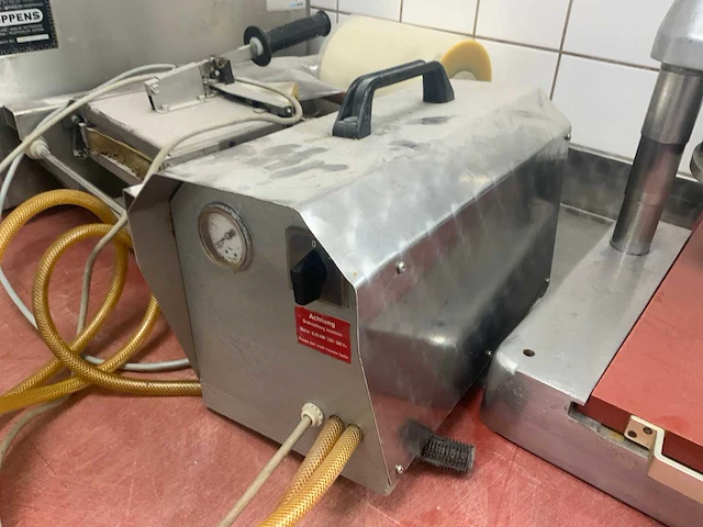 Slagerij machines en toebehoren - afbeelding 8 van  22