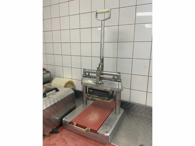Slagerij machines en toebehoren - afbeelding 9 van  22