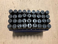 Slagletter en cijferset - afbeelding 2 van  3