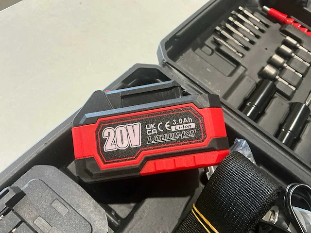 Slagmoersleutelset op accu - afbeelding 7 van  8