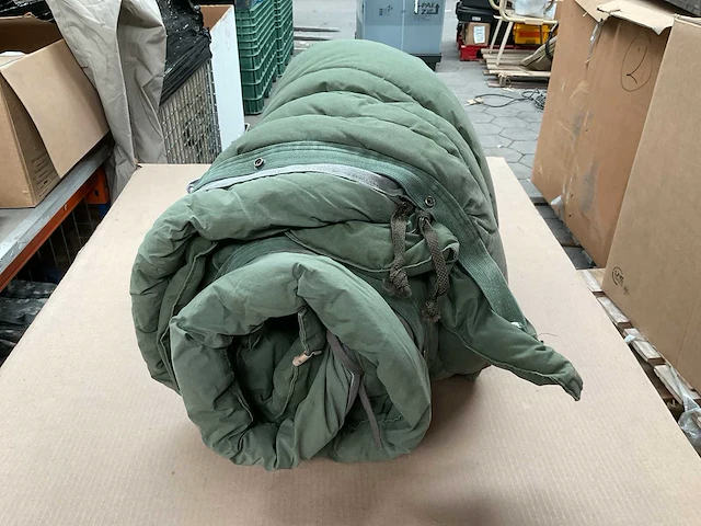 Sleeping bag - afbeelding 2 van  2