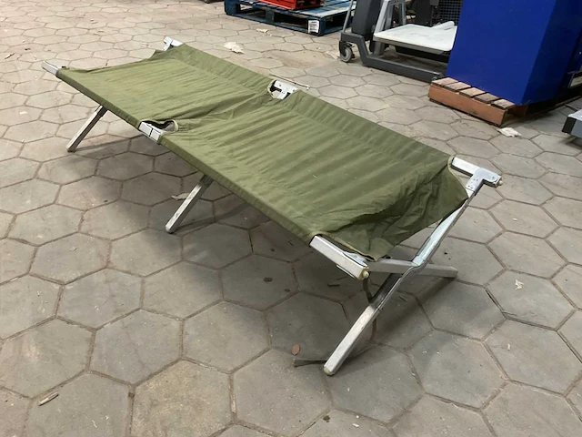 Sleeping cot (15x) - afbeelding 1 van  5