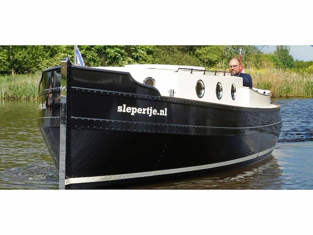 Slepertje - 2022 - elektrische kajuitsloep “slepertje” (demo) met trailer - sloep - afbeelding 12 van  65
