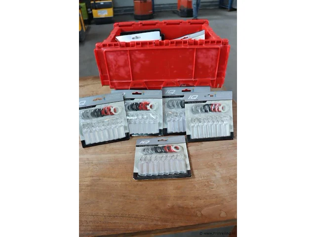 Sleutelhangers - 35 stuks - afbeelding 1 van  5