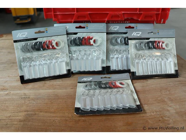 Sleutelhangers - 35 stuks - afbeelding 2 van  5
