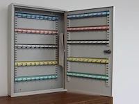 Sleutelkast met 100 posities. afmeting 38 x 8 x 55cm. - afbeelding 1 van  2