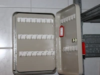 Sleutelkastje met 58 posities afm. 21 x 8 x 30 cm - afbeelding 3 van  4