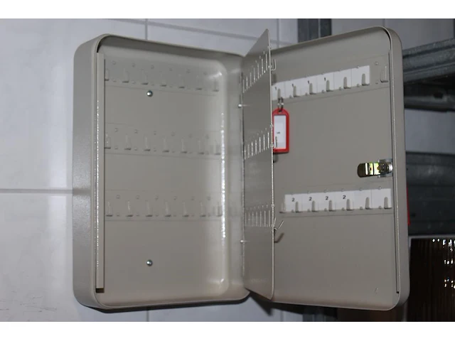 Sleutelkastje met 58 posities afm. 21 x 8 x 30 cm - afbeelding 4 van  4