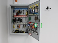 Sleutelkastje phoenix met 56 posities. afmeting 30 x 8 x 45 cm. - afbeelding 2 van  2