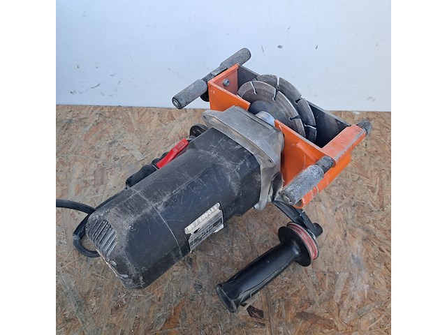 Sleuvenzaagmachine 230 v ~ mtd, sd1500, bouwjaar 2016 - afbeelding 3 van  5