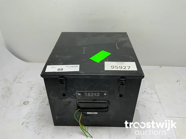 Sleuvenzaagmachine - afbeelding 3 van  3