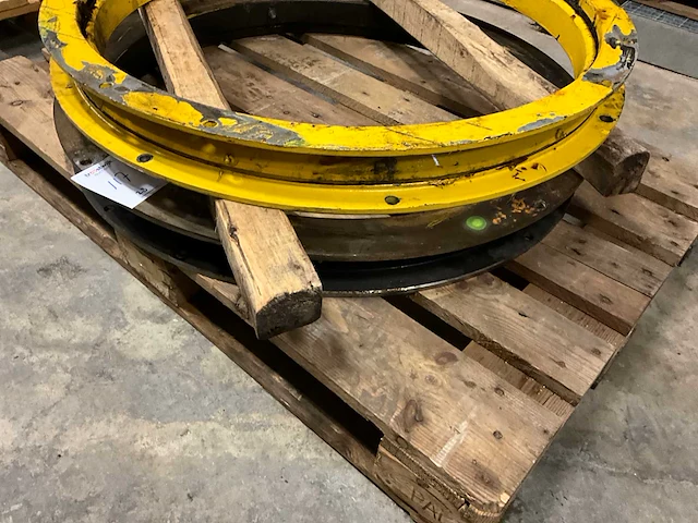 Slewing ring - afbeelding 2 van  4