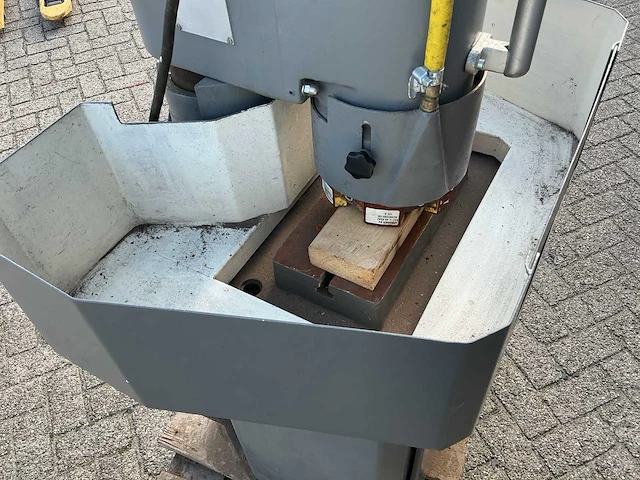 Slijpmachine fabriek ijmuiden zwenkarm vlakslijpmachine - afbeelding 4 van  7