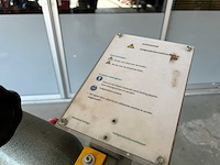 Slijpmachine op standard - afbeelding 7 van  8