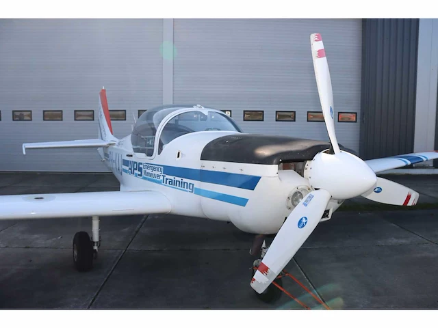 Slingsby t67 m200 firefly vliegtuig - afbeelding 28 van  28
