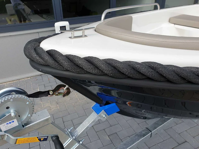 Sloep 400 elegance + 650kg boottrailer - afbeelding 7 van  13