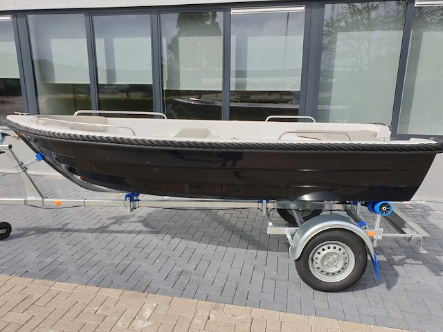 Sloep 400 elegance + 650kg boottrailer - afbeelding 8 van  13
