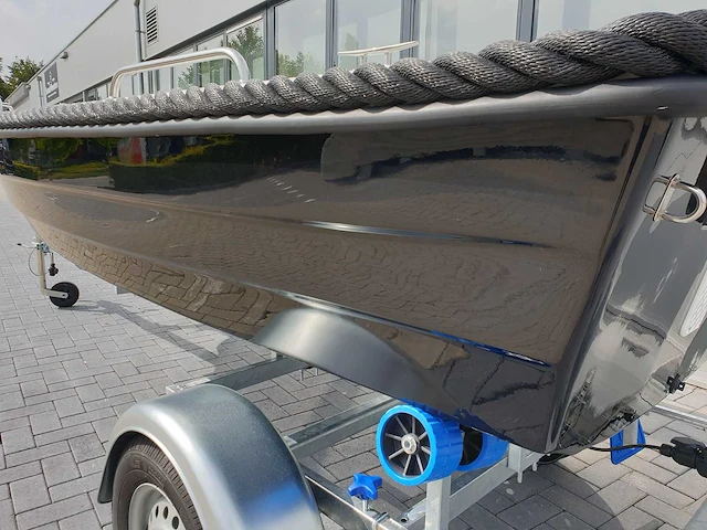 Sloep 400 elegance + 650kg boottrailer - afbeelding 9 van  13