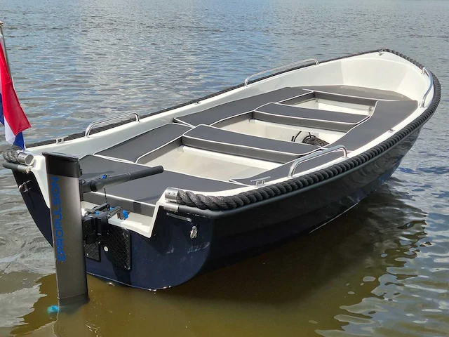 Sloep 430 elegance + kussenset + epropulsion elite - afbeelding 6 van  10