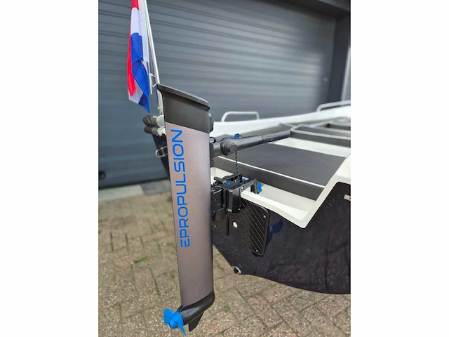 Sloep 430 elegance + kussenset + epropulsion elite - afbeelding 9 van  10
