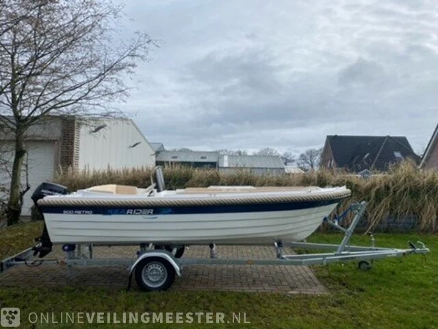 Sloep / console boot met 15 pk 4 takt mercury motor searider, 500 retro, bouwjaar 2021 - afbeelding 10 van  16