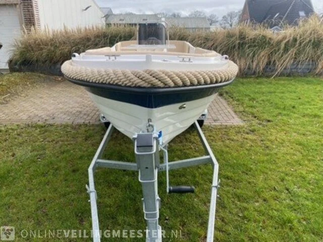 Sloep / console boot met 15 pk 4 takt mercury motor searider, 500 retro, bouwjaar 2021 - afbeelding 13 van  16